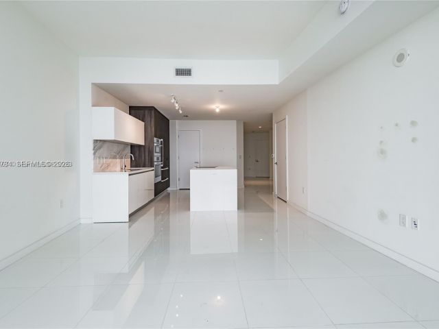 Квартира в аренду номер2100 - фото 7350814