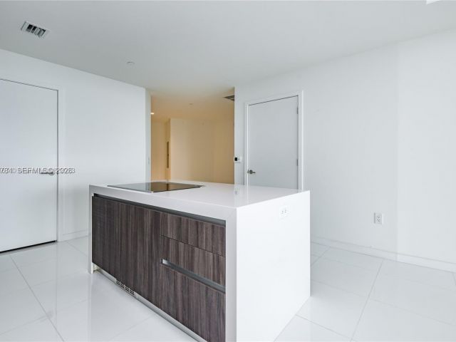 Квартира в аренду номер2100 - фото 7350837