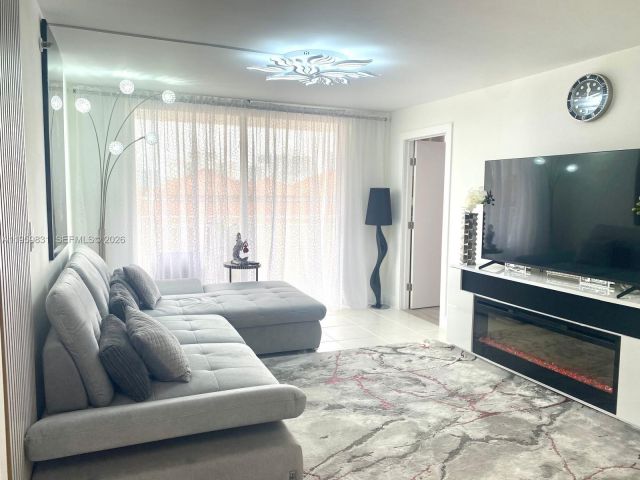 Продажа квартиры #403 - фото 7411235