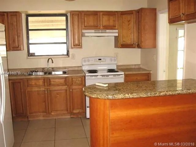 Дом в аренду по адресу  - фото 7476003