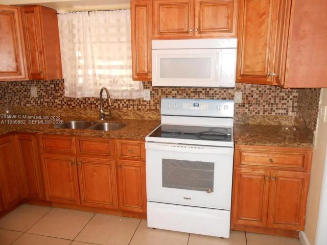 Дом в аренду по адресу  - фото 7476005