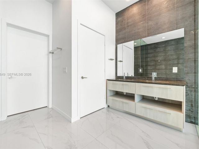 Продажа квартиры #PH5101 - фото 7352014