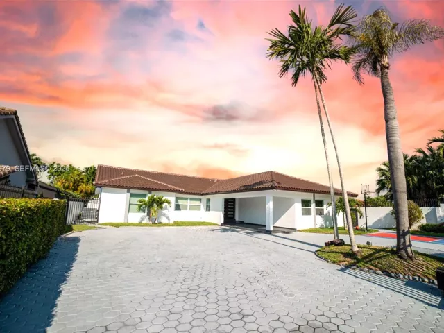 Продажа дома по адресу 3500 SW 111th Ave - фото 7350236