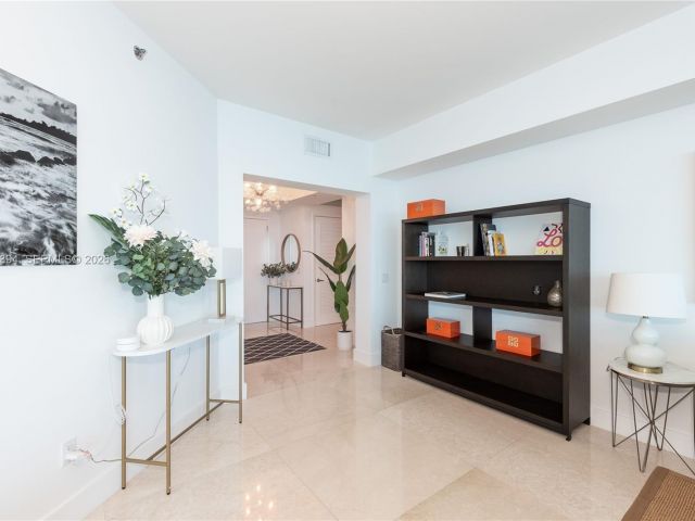 Квартира в аренду номер3202 - фото 7350529