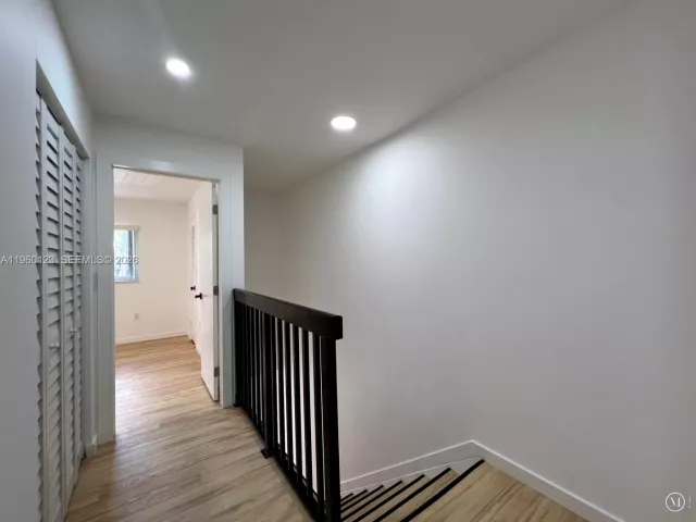 Продажа дома по адресу 8111 SW 81st Pl - фото 7350276