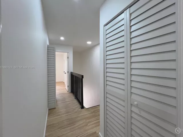 Продажа дома по адресу 8111 SW 81st Pl - фото 7350277