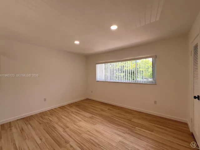 Продажа дома по адресу 8111 SW 81st Pl - фото 7350279