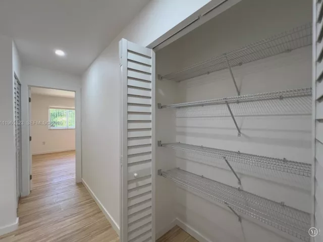 Продажа дома по адресу 8111 SW 81st Pl - фото 7350285