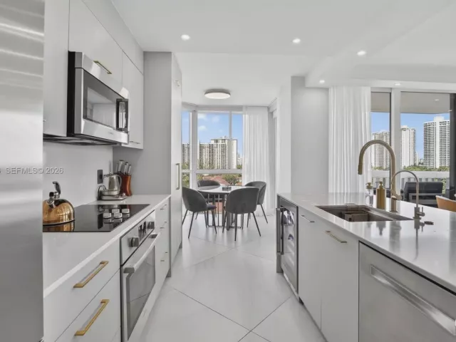 Продажа квартиры #1009 - фото 7350747