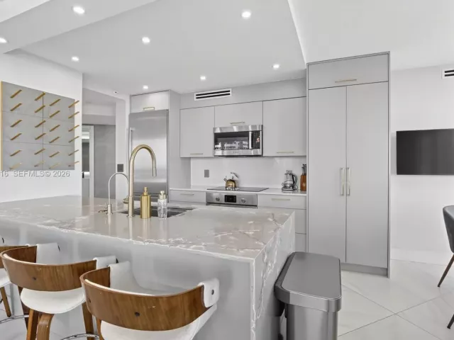 Продажа квартиры #1009 - фото 7350748