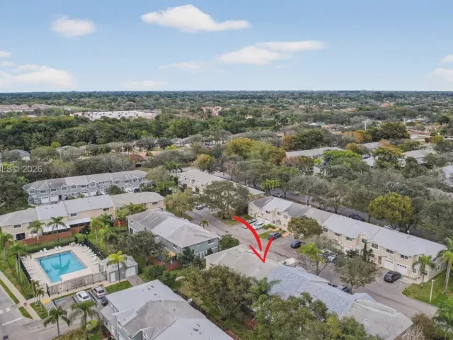 Дом в аренду по адресу 4981 SW 122nd Ter - фото 7399895