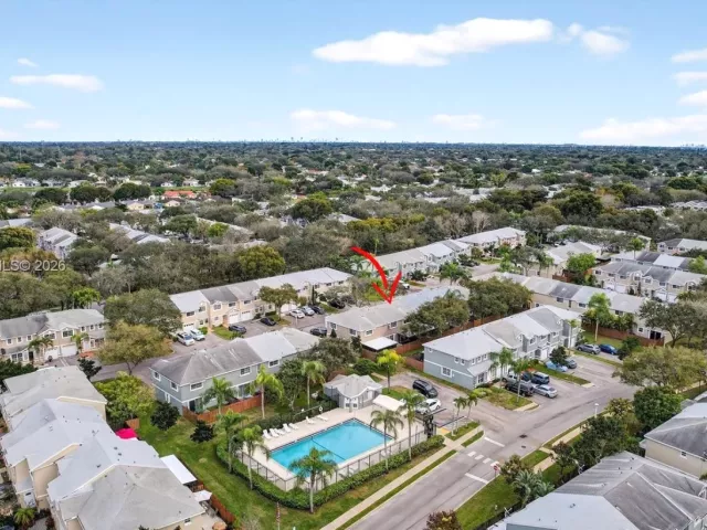 Дом в аренду по адресу 4981 SW 122nd Ter - фото 7399897