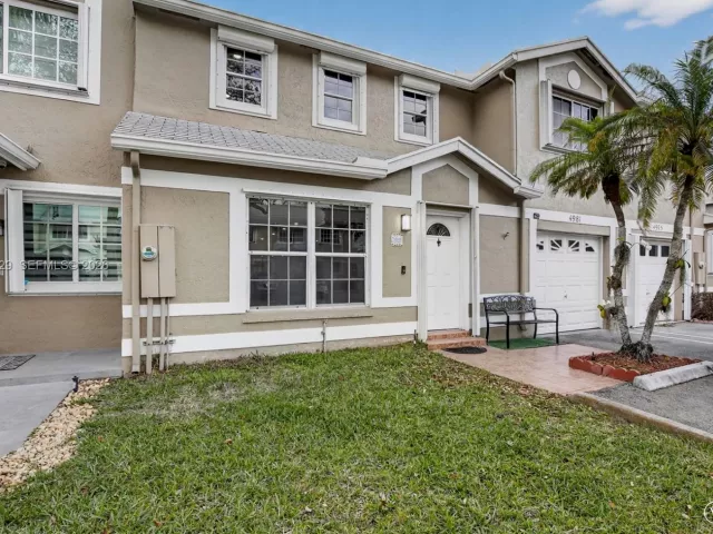 Дом в аренду по адресу 4981 SW 122nd Ter - фото 7399898