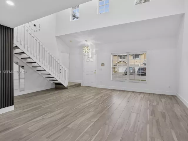 Дом в аренду по адресу 4981 SW 122nd Ter - фото 7399885