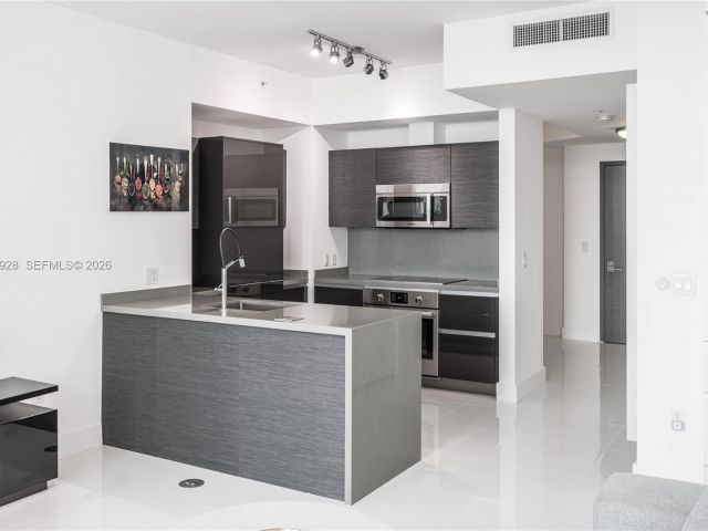 Квартира в аренду номер3904 - фото 7402402