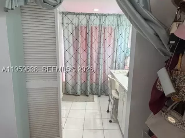 Продажа дома по адресу 7332 SW 158th Ave - фото 9287891
