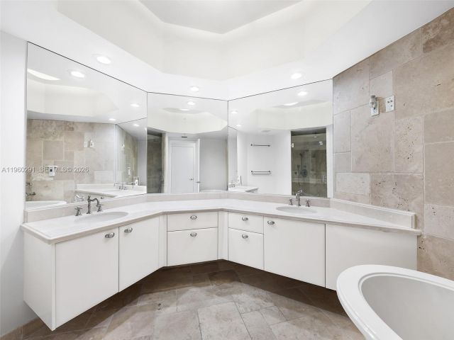 Продажа квартиры #1502 - фото 7353534