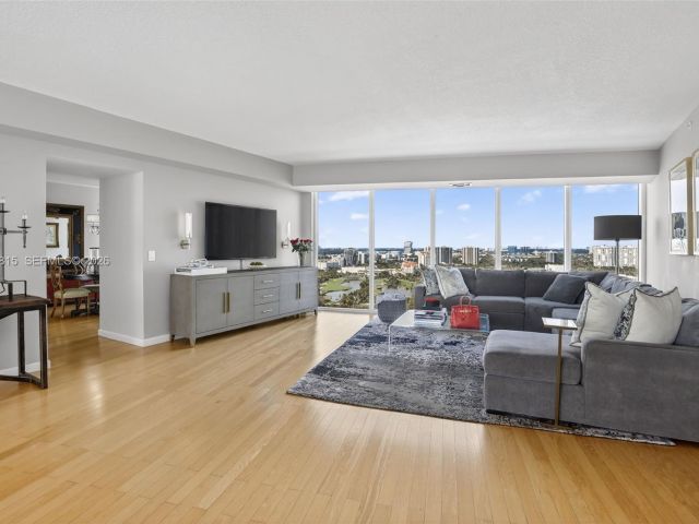 Продажа квартиры #2715 - фото 7393606