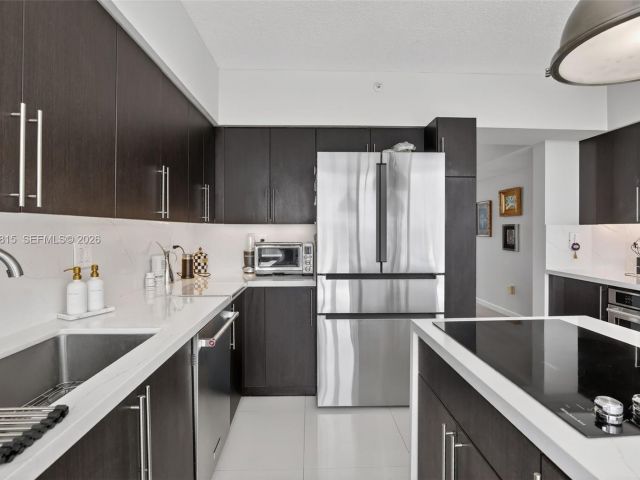 Продажа квартиры #2715 - фото 7393610