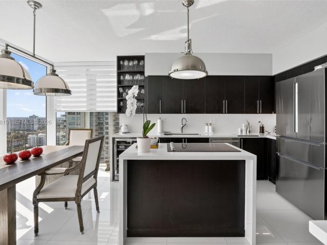 Продажа квартиры #2715 - фото 7393611