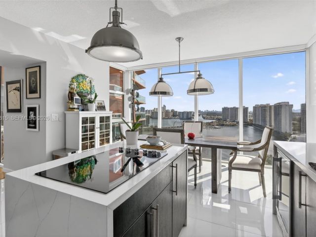 Продажа квартиры #2715 - фото 7393612