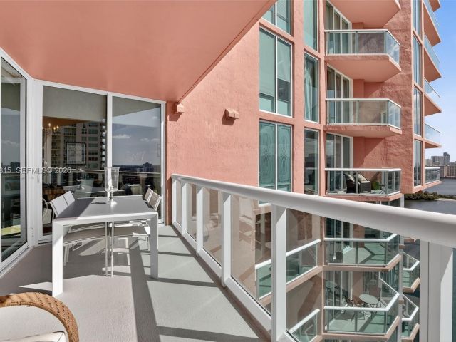 Продажа квартиры #2715 - фото 7393617