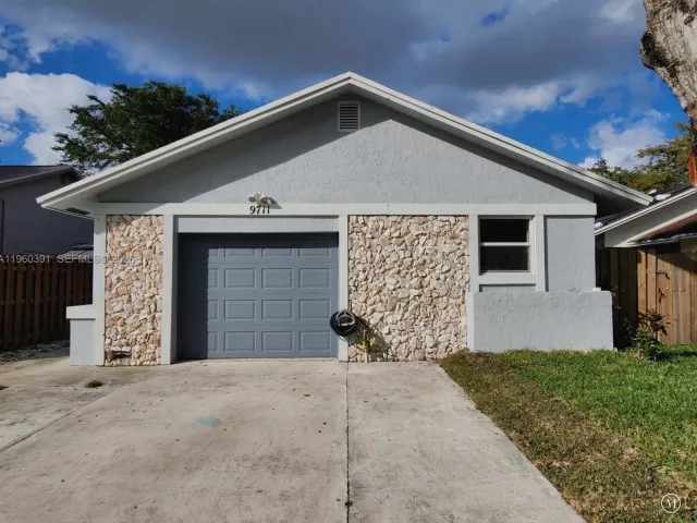 Продажа дома по адресу 9711 SW 57th St - фото 7350911