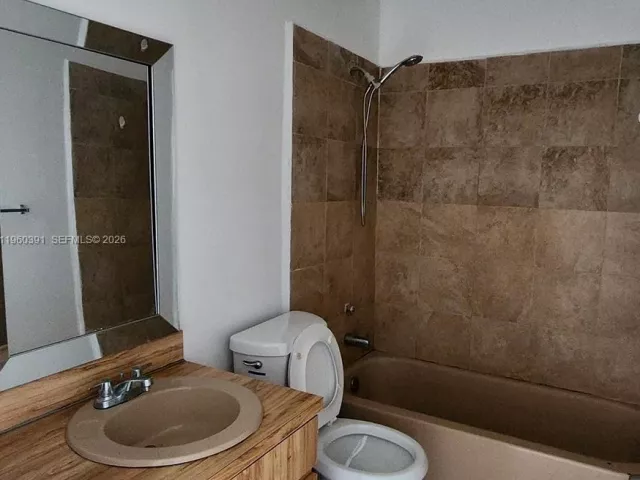 Продажа дома по адресу 9711 SW 57th St - фото 7350898