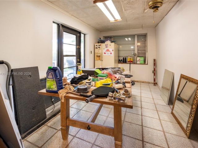 Продажа дома по адресу 600 SW 11th Ave - фото 7365373