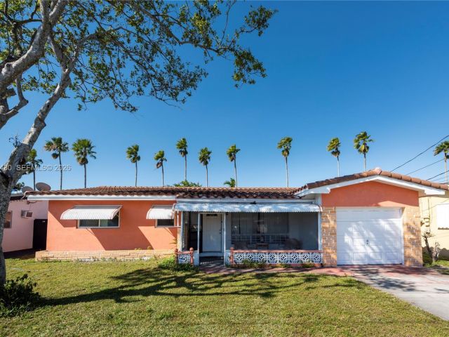 Продажа дома по адресу 600 SW 11th Ave - фото 7365384