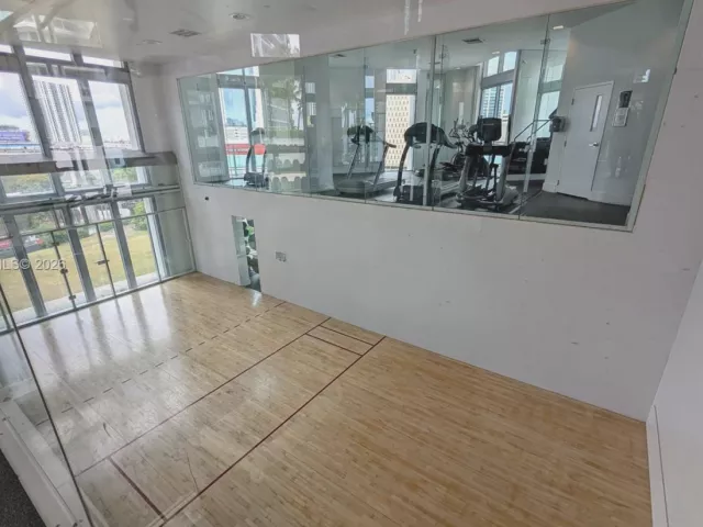 Продажа квартиры #1901 - фото 7358019