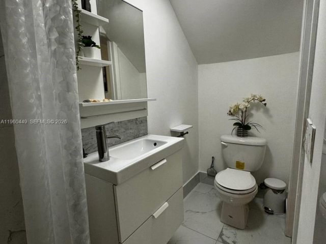 Дом в аренду по адресу 1001 Three Islands Blvd 331 - фото 7353958