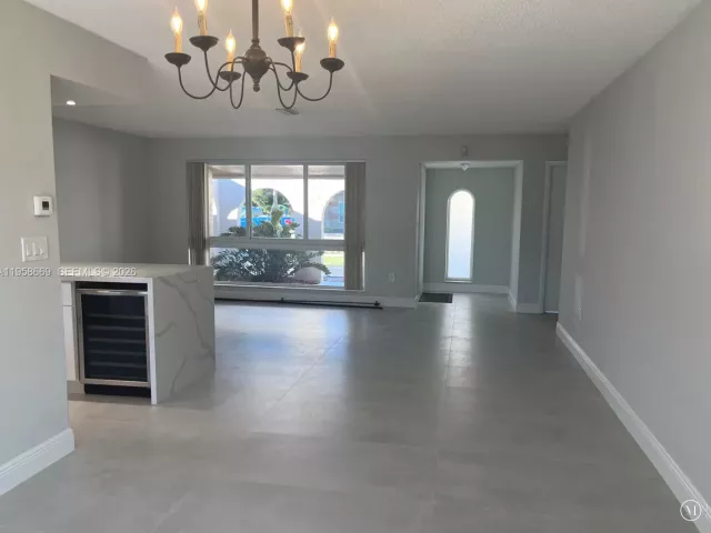 Дом в аренду по адресу 9200 SW 54th St - фото 7391162