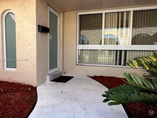 Дом в аренду по адресу 9200 SW 54th St - фото 7391168