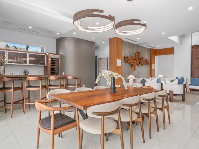 Продажа дома по адресу 12880 N Bayshore Dr - фото 7509674