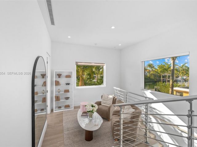 Продажа дома по адресу 12880 N Bayshore Dr - фото 7509689