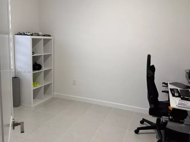 Дом в аренду по адресу 29257 SW 163rd Ct - фото 7364489