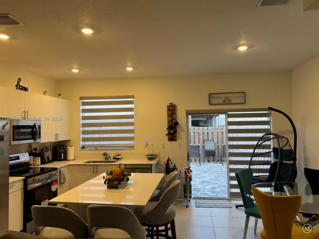 Дом в аренду по адресу 29257 SW 163rd Ct - фото 7364496