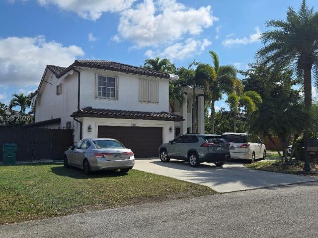 Продажа дома по адресу 14133 SW 152nd Ct - фото 7445448