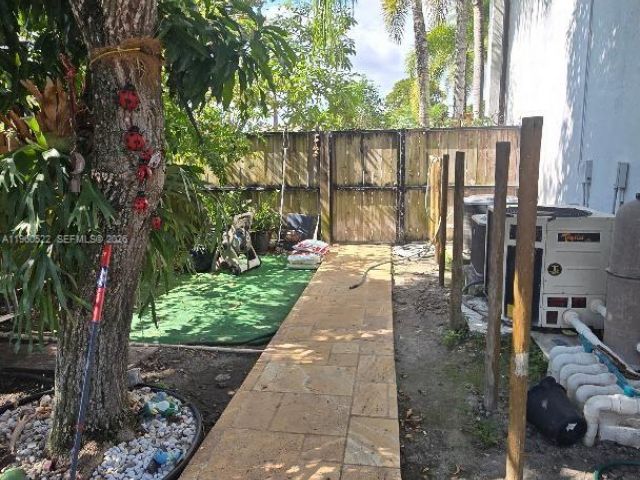 Продажа дома по адресу 14133 SW 152nd Ct - фото 7445452