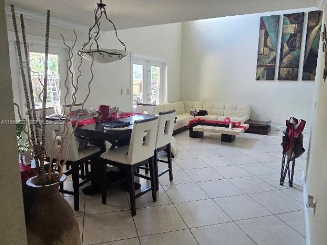 Продажа дома по адресу 14133 SW 152nd Ct - фото 7445454