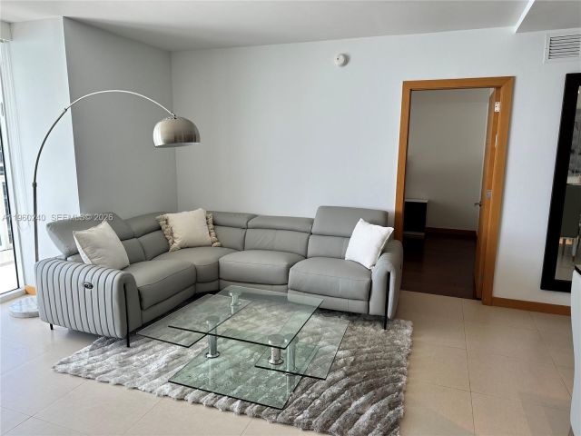 Квартира в аренду номер4404 - фото 7412361