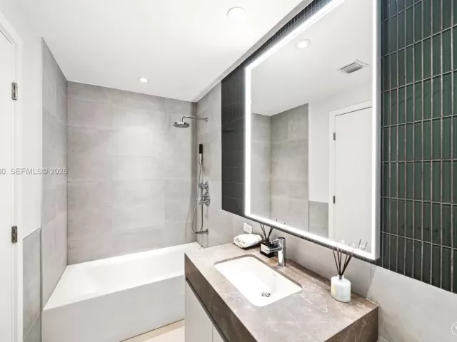 Продажа квартиры #2203 - фото 7366753