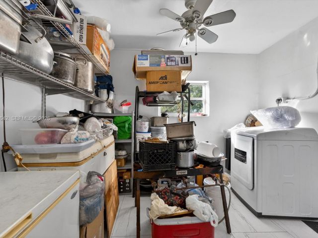 Продажа дома по адресу 20 NE 215th St - фото 7427861