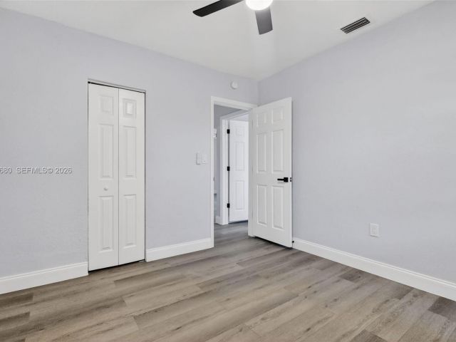 Продажа дома по адресу 870 NE 144th St - фото 7365643