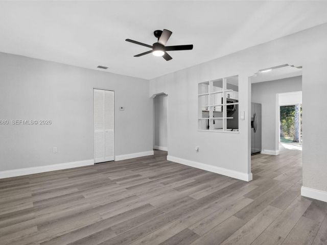 Продажа дома по адресу 870 NE 144th St - фото 7365662