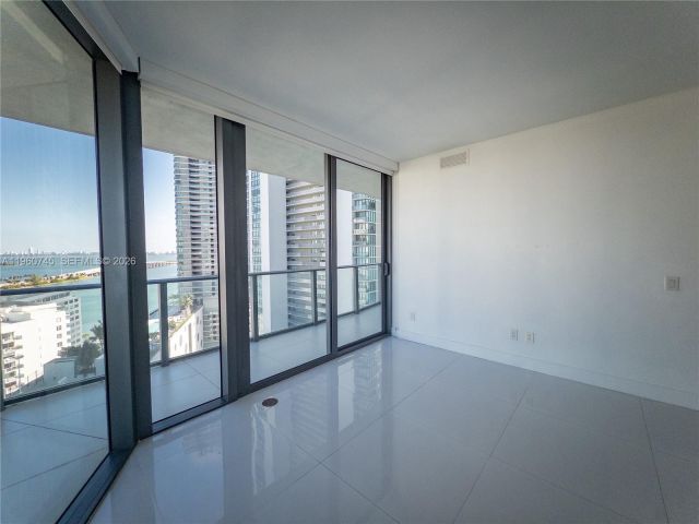 Продажа квартиры #1701 - фото 7368491