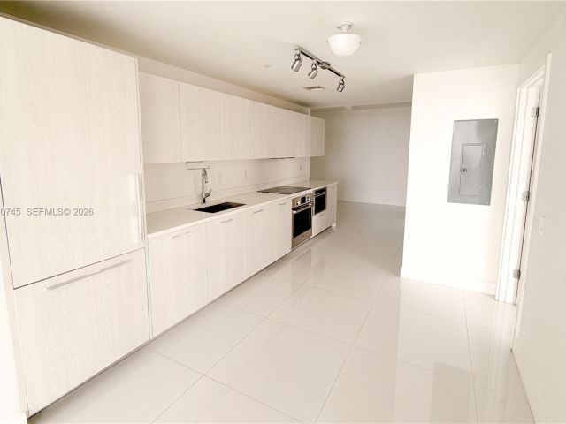 Продажа квартиры #1701 - фото 7368495