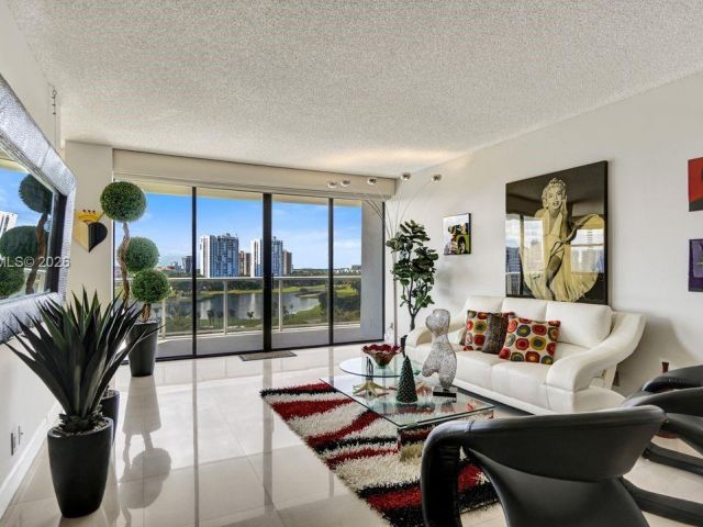 Продажа квартиры #809 - фото 7366589