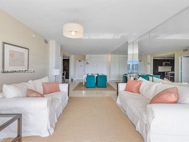 Квартира в аренду номер19A - фото 7500719